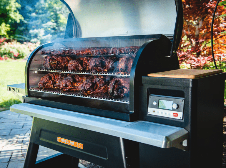 מעשנת בשר וגריל בשר דגם טימברליין – Traeger Timberline 1300